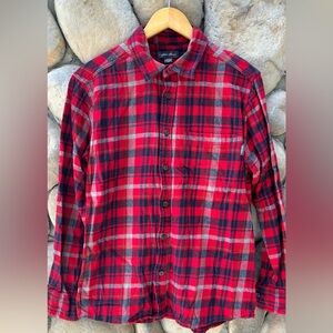 Eddie Bauer Red Plaid Long-Sleeve Flannel Button Down Shirt